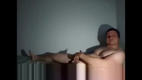 Snapshot of tonny54880 chatting on 04-10-26, 06:56 tonny54880 online show from 04-10-26, 06:56