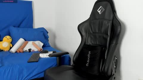 Tonny online show from 04-25-26, 02:03