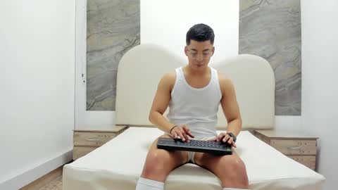 TONY online show from 04-07-26, 12:49