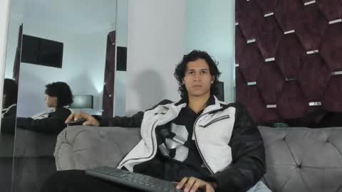 Tony Benedetti online show from 03-29-26, 07:14