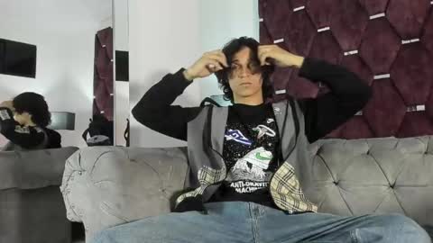 Tony Benedetti online show from 04-12-26, 08:36