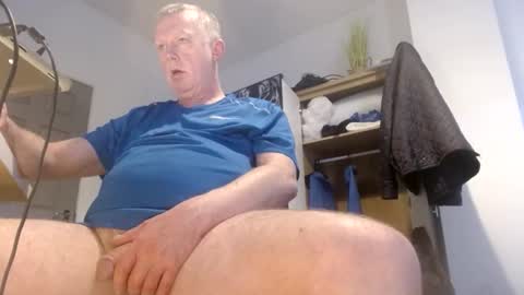 Snapshot of tonyjh46 chatting on 04-06-26, 05:03 tonyjh46 online show from 04-06-26, 05:03