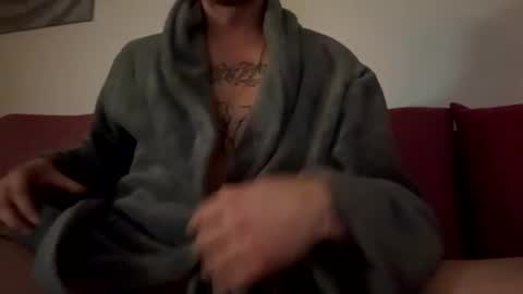 tonystrawberry online show from 11-27-25, 05:48