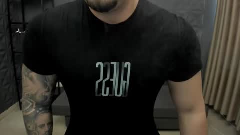 TonyWilcox online show from 10-31-25, 07:31