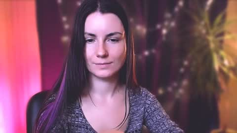 Elizabeth online show from 01-04-25, 11:27