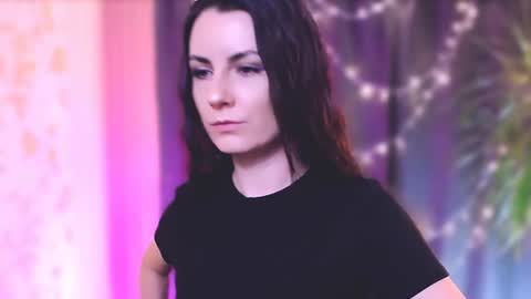 Elizabeth online show from 01-12-25, 08:14