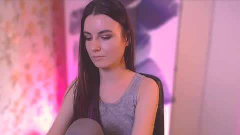 Elizabeth online show from 02-26-25, 08:22