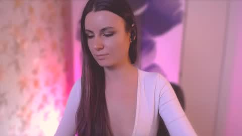 Elizabeth online show from 03-04-25, 11:29