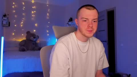 Snapshot of toohornyserj chatting on 12-09-24, 08:33 toohornyserj online show from 12-09-24, 08:33