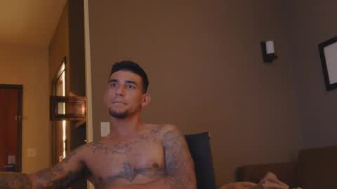 Snapshot of toomuchsmoke chatting on 01-02-25, 01:49 toomuchsmoke online show from 01-02-25, 01:49