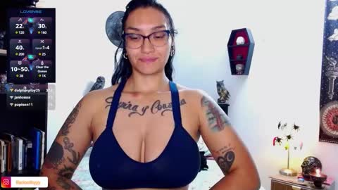 toothyy online show from 02-12-25, 12:27