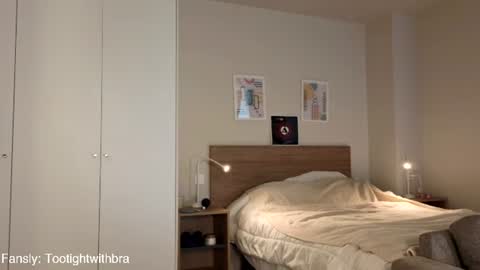Kira online show from 06-29-26, 07:47
