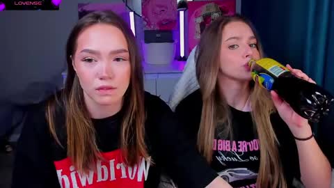 Yara online show from 04-29-26, 07:01