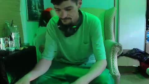 SagMeOreduceMe online show from 03-18-26, 02:47