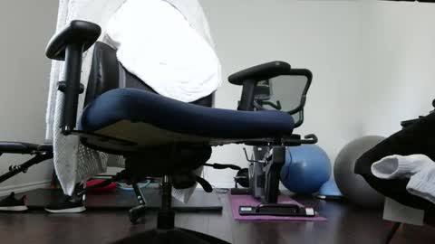 Snapshot of topfloortemptress chatting on 10-02-25, 03:30 Top Floor Temptress online show from 10-02-25, 03:30