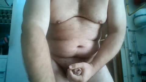 Snapshot of tophunk84 chatting on 06-10-26, 10:25 tophunk84 online show from 06-10-26, 10:25
