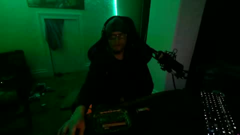 Snapshot of topplesstable18075 chatting on 01-27-25, 04:09 topplesstable18075 online show from 01-27-25, 04:09