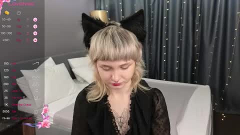 Tori online show from 11-15-25, 01:58