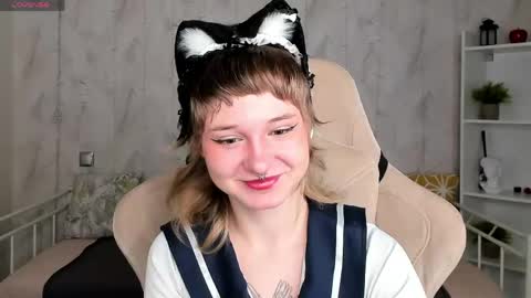 Tori online show from 04-21-26, 12:12