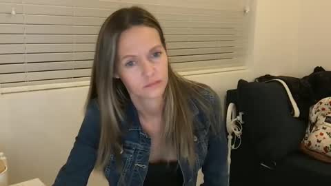 Tori Ryann online show from 12-24-24, 03:27