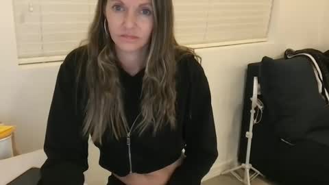 Tori Ryann online show from 01-07-25, 11:26