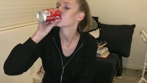 Tori Ryann online show from 02-14-25, 05:19