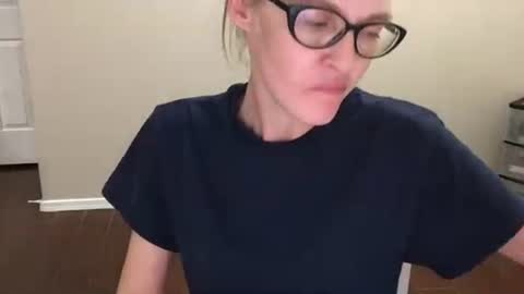 Tori Ryann online show from 04-21-26, 02:15