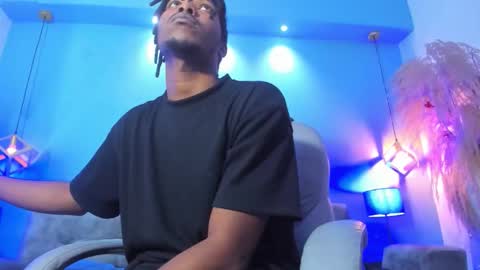 Snapshot of tory_bbc chatting on 11-17-25, 08:03 Torybigdick online show from 11-17-25, 08:03