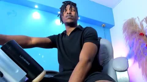 Snapshot of tory_bbc chatting on 01-12-26, 07:52 Torybigdick online show from 01-12-26, 07:52