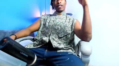 Snapshot of tory_bbc chatting on 02-10-26, 07:51 Torybigdick online show from 02-10-26, 07:51