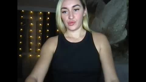 Snapshot of tosyna07555 chatting on 12-11-24, 10:16 tosyna07555 online show from 12-11-24, 10:16