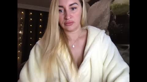 Snapshot of tosyna07555 chatting on 01-08-25, 10:16 tosyna07555 online show from 01-08-25, 10:16