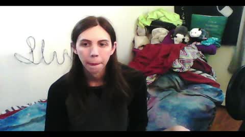 Luna online show from 04-21-26, 02:51