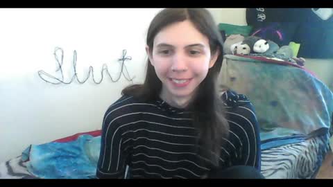 Luna online show from 05-15-26, 07:32
