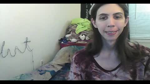 Luna online show from 06-14-26, 03:52