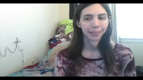 Luna online show from 06-15-26, 08:55