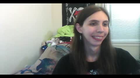 Luna online show from 07-18-26, 06:50