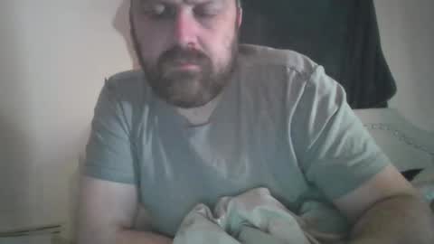 Snapshot of totalpackage2089 chatting on 04-18-26, 02:21 Big Daddy Balls online show from 04-18-26, 02:21