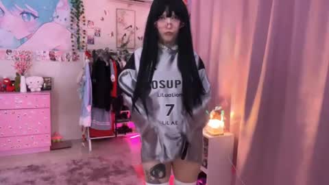 Lina online show from 04-15-26, 05:42