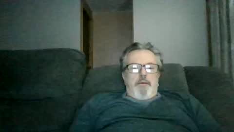 Snapshot of touchit9923 chatting on 02-16-25, 05:26 jim online show from 02-16-25, 05:26