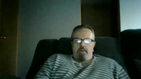 Snapshot of touchit9923 chatting on 10-09-25, 12:25 jim online show from 10-09-25, 12:25