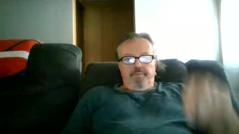 Snapshot of touchit9923 chatting on 10-24-25, 06:04 jim online show from 10-24-25, 06:04