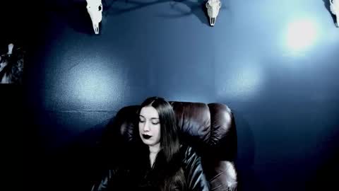 Snapshot of toxicdomme chatting on 01-09-26, 06:53 toxicdomme online show from 01-09-26, 06:53