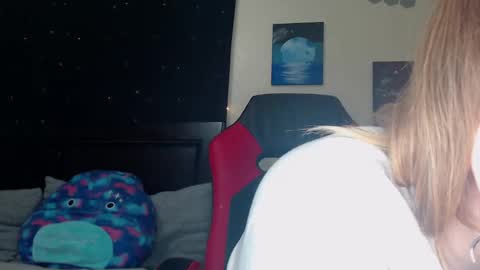 Lilly Miss Mistress Goddess Maam Queen Boss online show from 01-22-25, 08:18