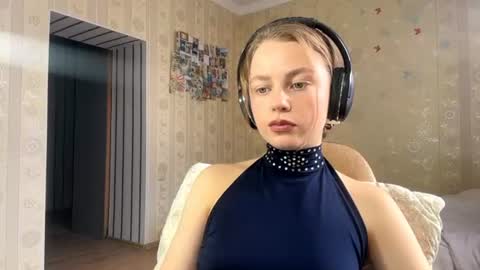 Snapshot of traceehuisenga chatting on 07-28-26, 10:10 Liv 1st day online show from 07-28-26, 10:10