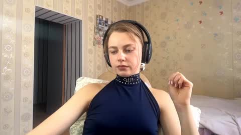 Snapshot of traceehuisenga chatting on 07-28-26, 11:17 Liv 1st day online show from 07-28-26, 11:17