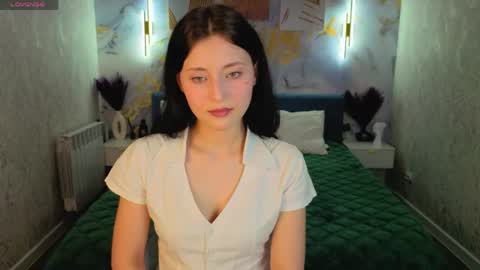 Snapshot of tracey_gill chatting on 05-16-26, 10:36 tracey_gill online show from 05-16-26, 10:36