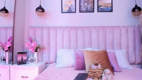 Tracy  online show from 02-03-26, 08:36