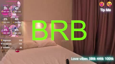 Snapshot of tracy_tay1or chatting on 01-27-25, 03:58 Tracy GMT2 Mon 3 AM - 4 PM Tue 3 AM - 4 PM Wed 3 AM - 4 PM Thur 3 AM - 4 PM Fri 3 AM - 4 PM online show from 01-27-25, 03:58