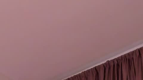 Snapshot of tracy_tay1or chatting on 03-07-25, 06:35 Tracy GMT2 Mon 3 AM - 4 PM Tue 3 AM - 4 PM Wed 3 AM - 4 PM Thur 3 AM - 4 PM Fri 3 AM - 4 PM online show from 03-07-25, 06:35